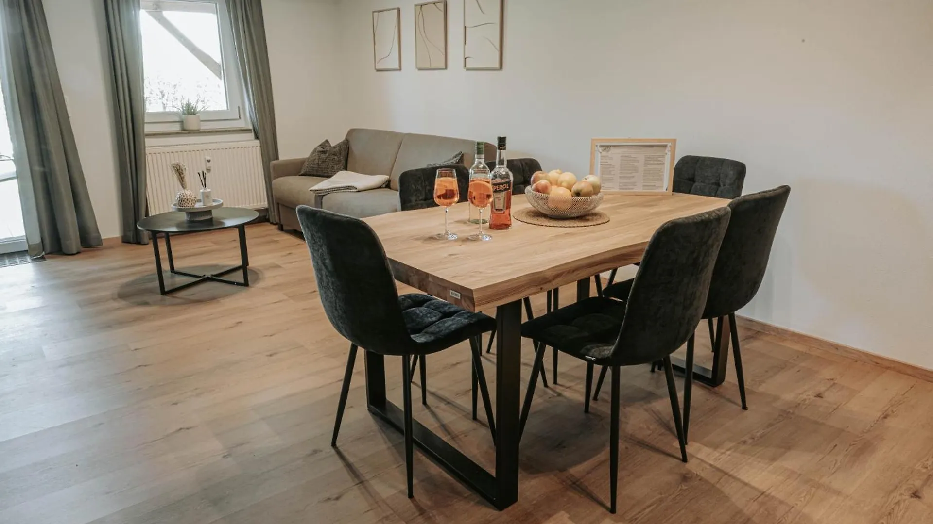 Ferienwohnung - Living Six Eging am See